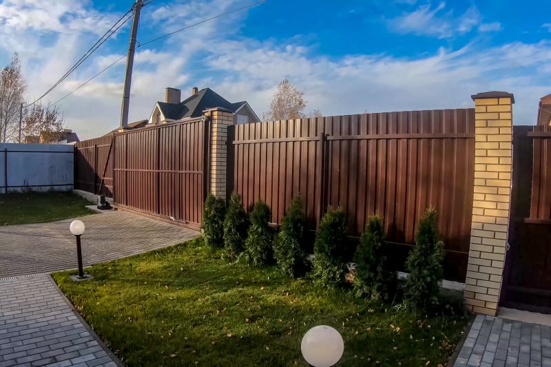 Shadowbox Fence Installation in Sacramento, CA