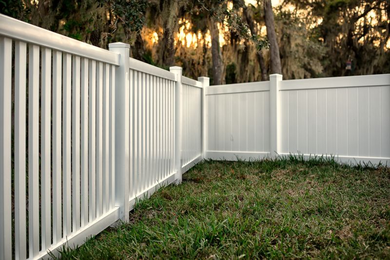 Vinyl Fence Replacement in Grand Rapids, MI